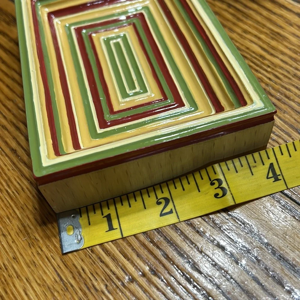 Vintage Gloria Vanderbilt Home soap dish in Geranium Stripe pattern.
